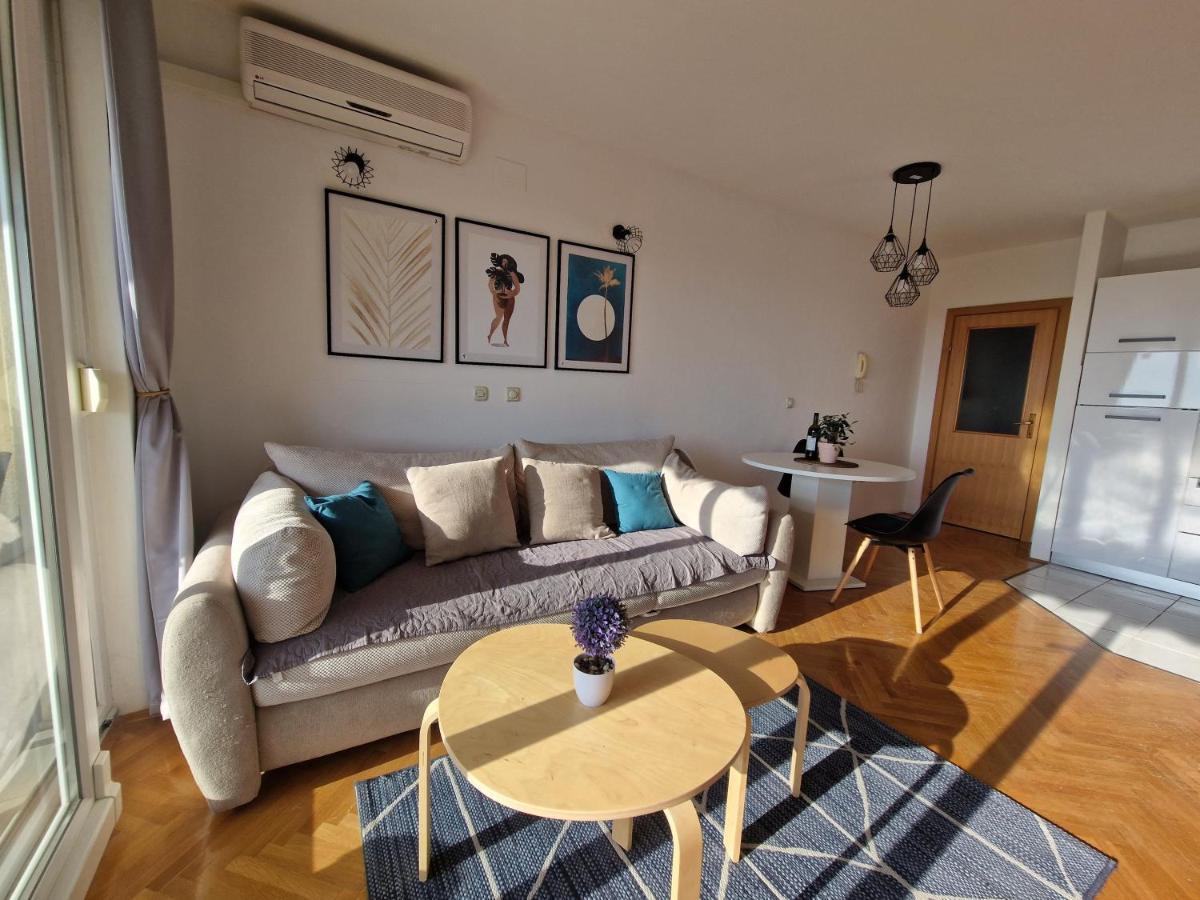 City Apartment Sanja มาคาร์สกา ภายนอก รูปภาพ